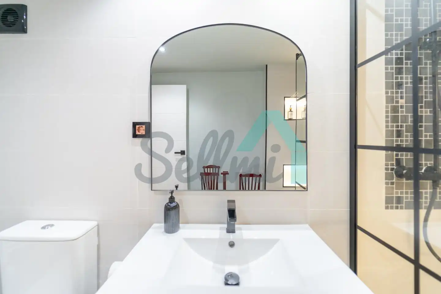 Baño de Casa o chalet de alquiler en Mieres (Asturias) con Calefacción, Terraza y Amueblado