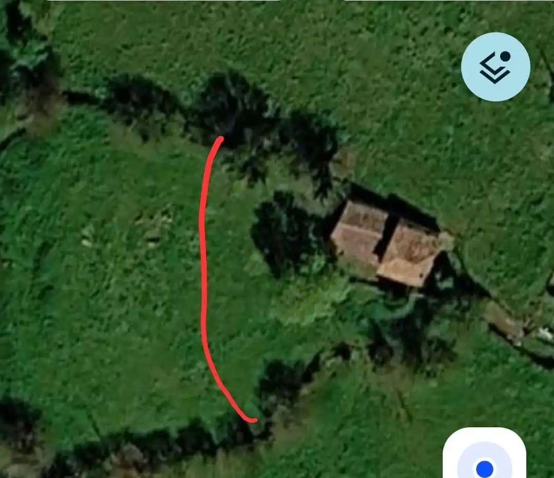 Country house zum Verkauf in Belmonte de Miranda mit Privatgarten und Abstellraum