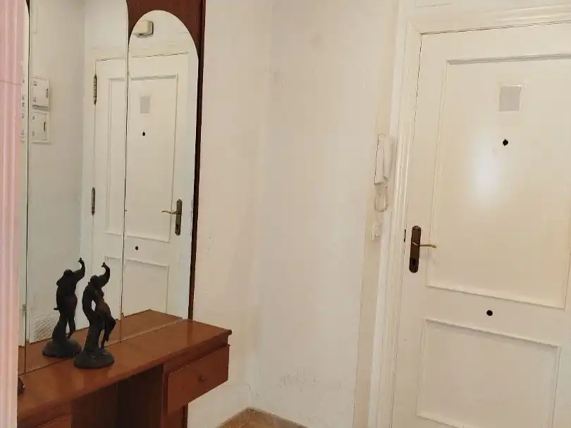 Apartment with lift for sale in Travesia de la Avenida Tarragona 1, imagen 2