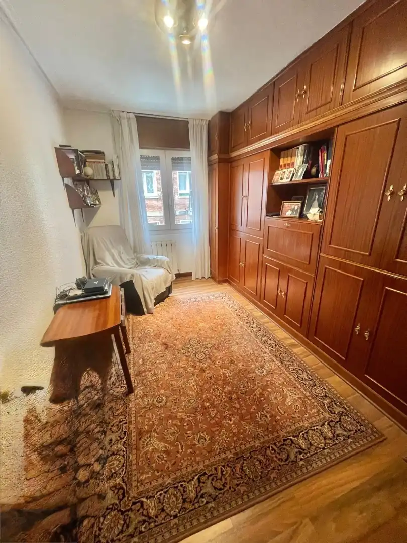Habitación de Piso en venta en Portugalete con Calefacción, Amueblado y Horno