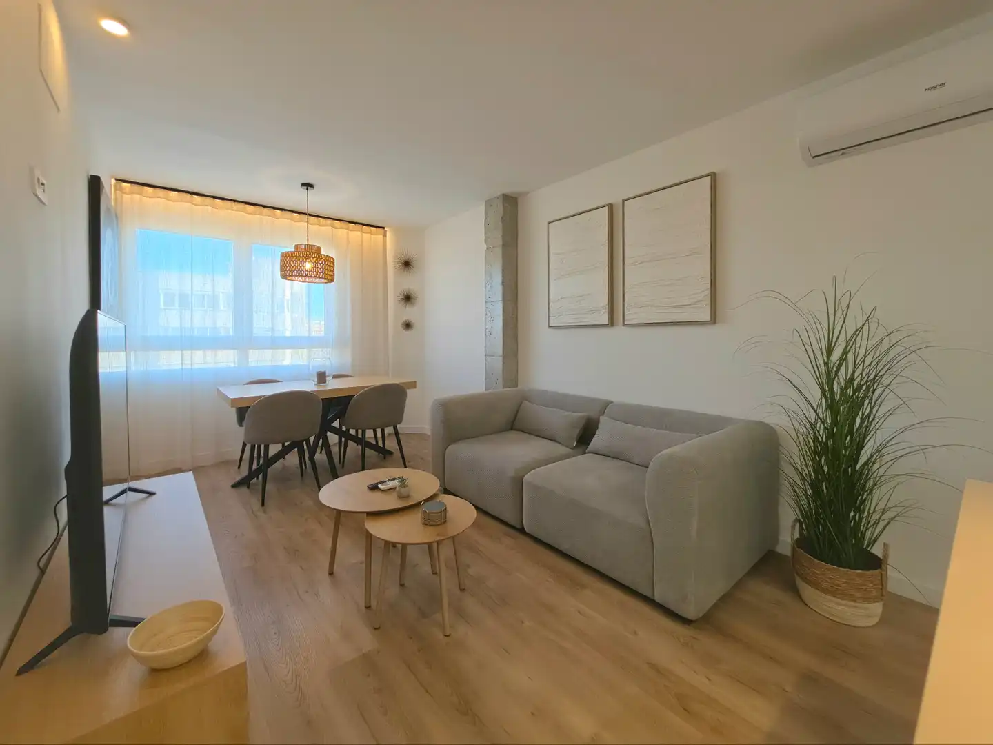 Sala de estar de Piso en venta en Alicante / Alacant con Aire acondicionado, Calefacción y Horno