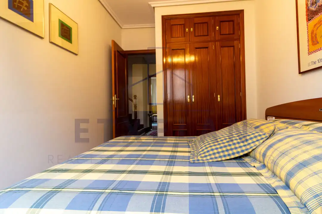 Dormitori de Casa o xalet en venda en Igorre amb Calefacció, Jardí privat i Traster