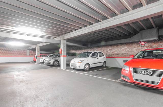 Garaje en Venta en  LILA, 23 en Salesas - Foncalada - Campoamor