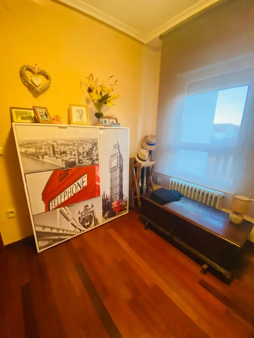 Habitación de Casa adosada en venta en Palencia con Calefacción, Jardín privado y Parquet