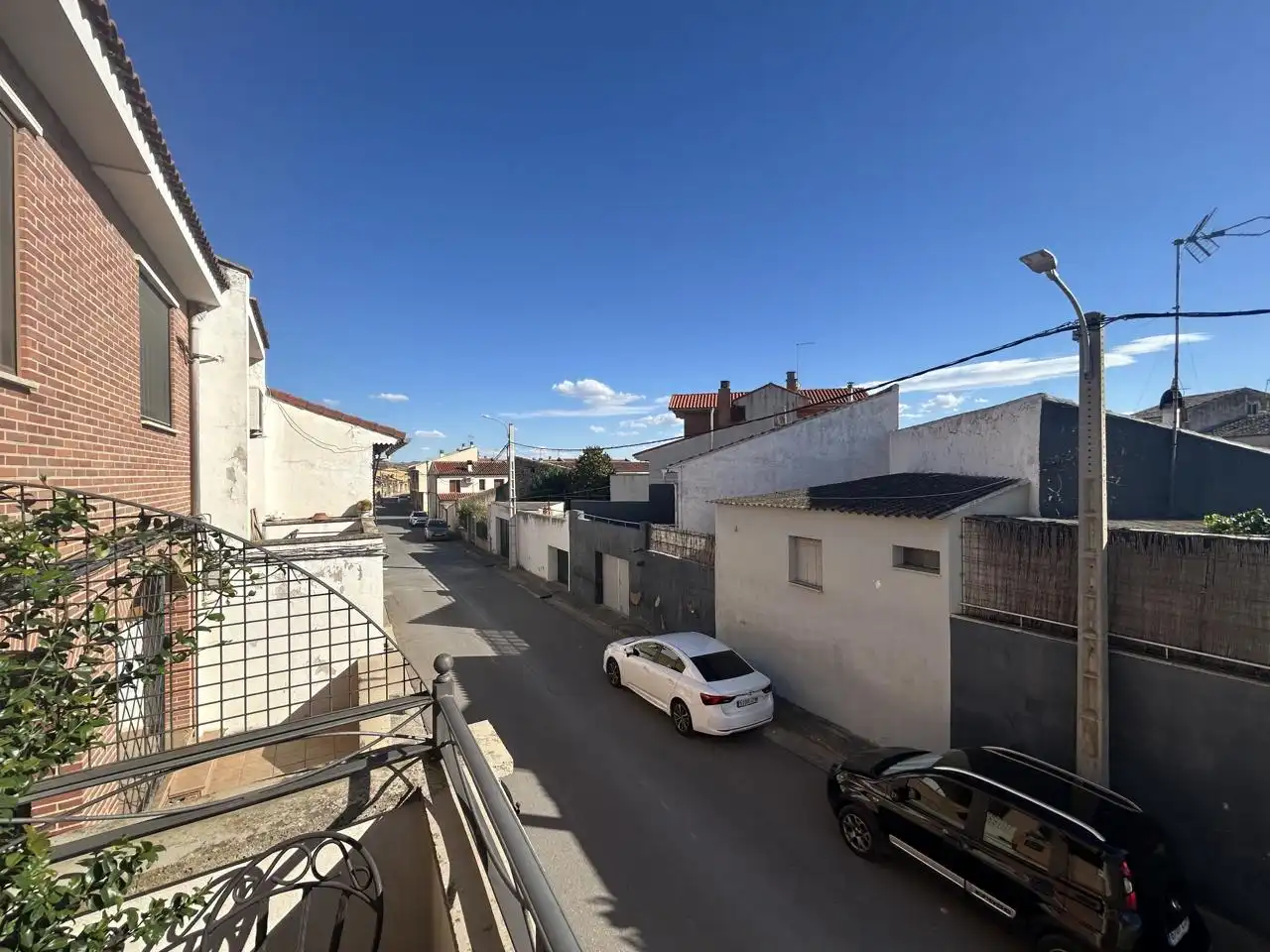 Vista exterior de Casa o xalet en venda en Arguedas amb Aire condicionat, Calefacció i Jardí privat