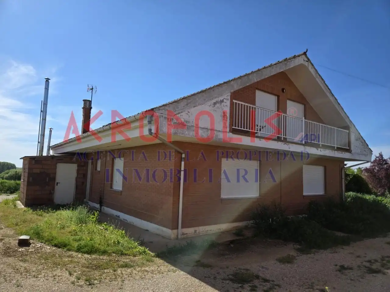 Exterior view of Houses for sale in Villares de Órbigo  with Heating