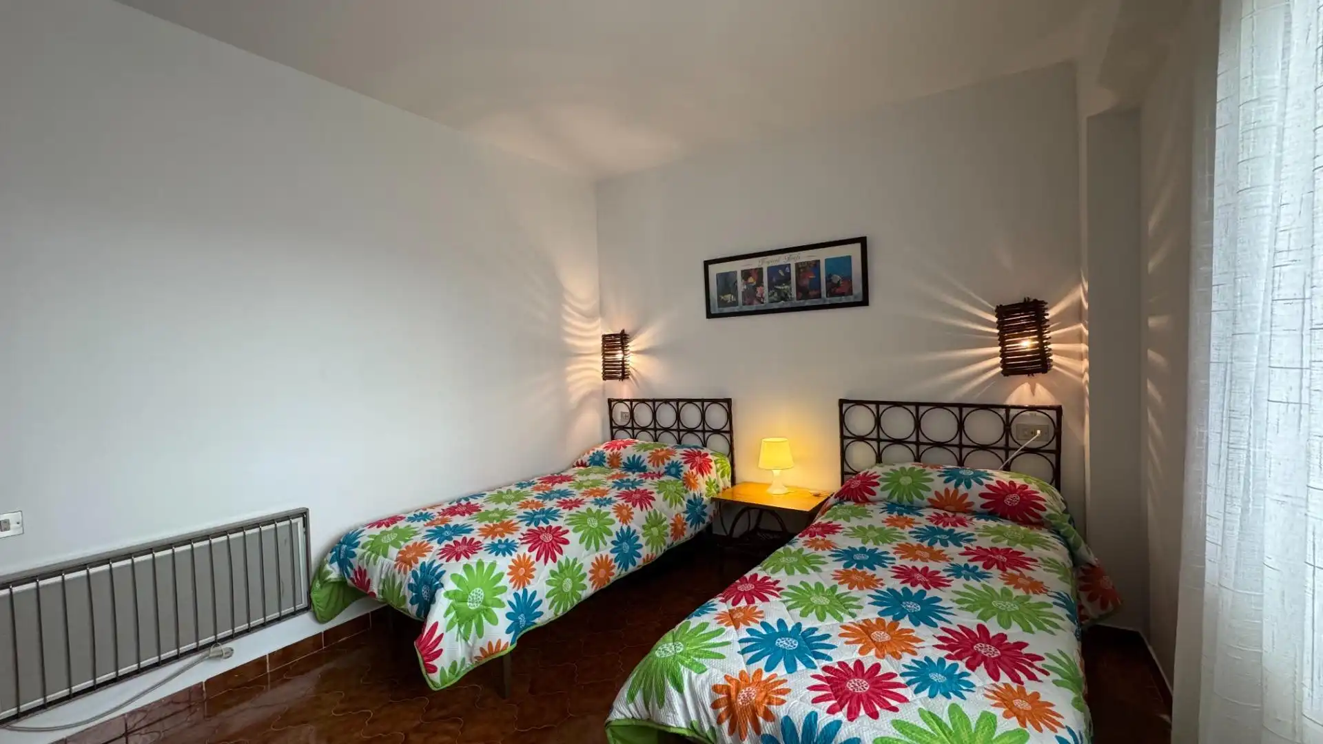 Schlafzimmer von Wohnungen zum Verkauf in Castell d'Aro, Platja d'Aro i s'Agaró mit Klimaanlage, Terrasse und Möbliert