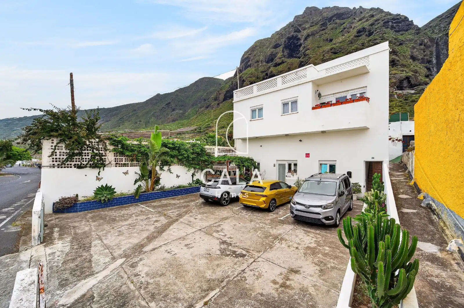 Exterior view of Houses for sale in Garachico  with Private garden, Terrace and Furnished
