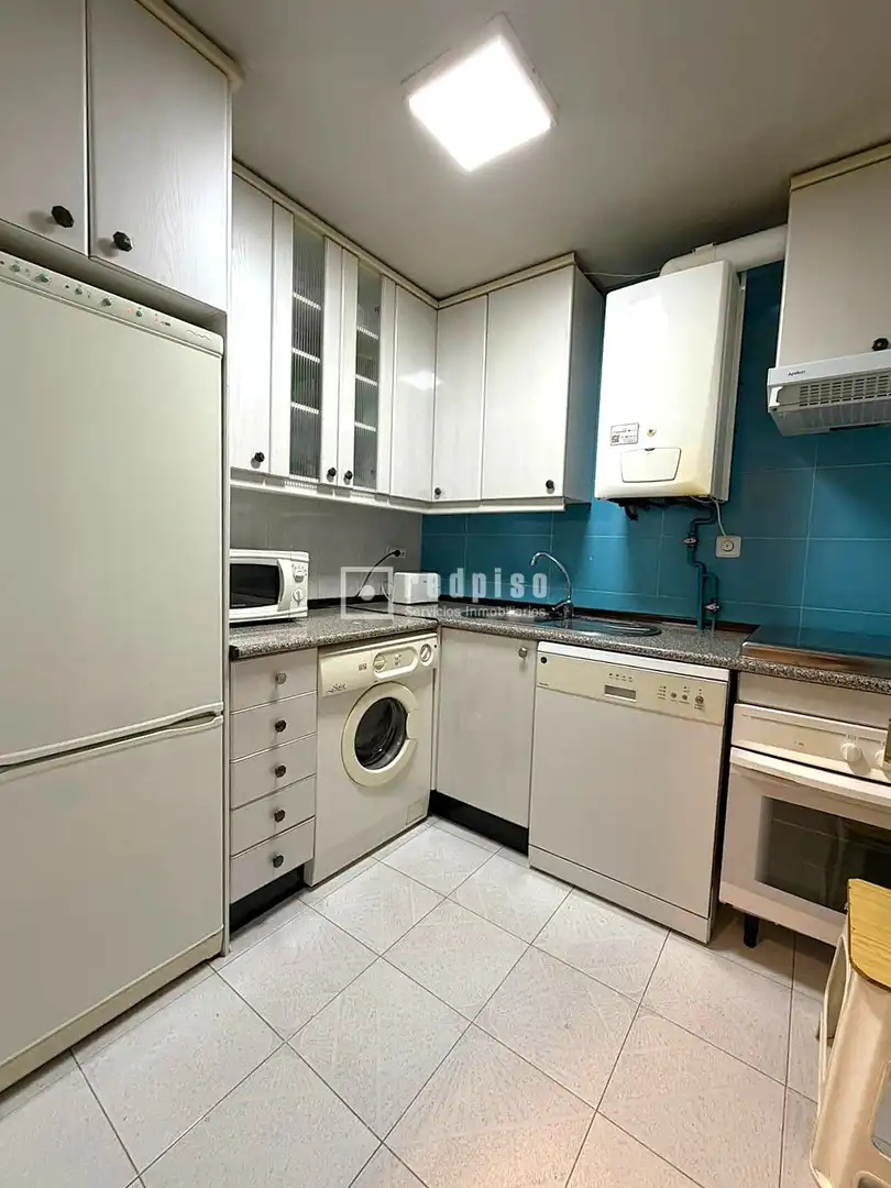 Küche von Wohnung zum Verkauf in Madrid mit Heizung