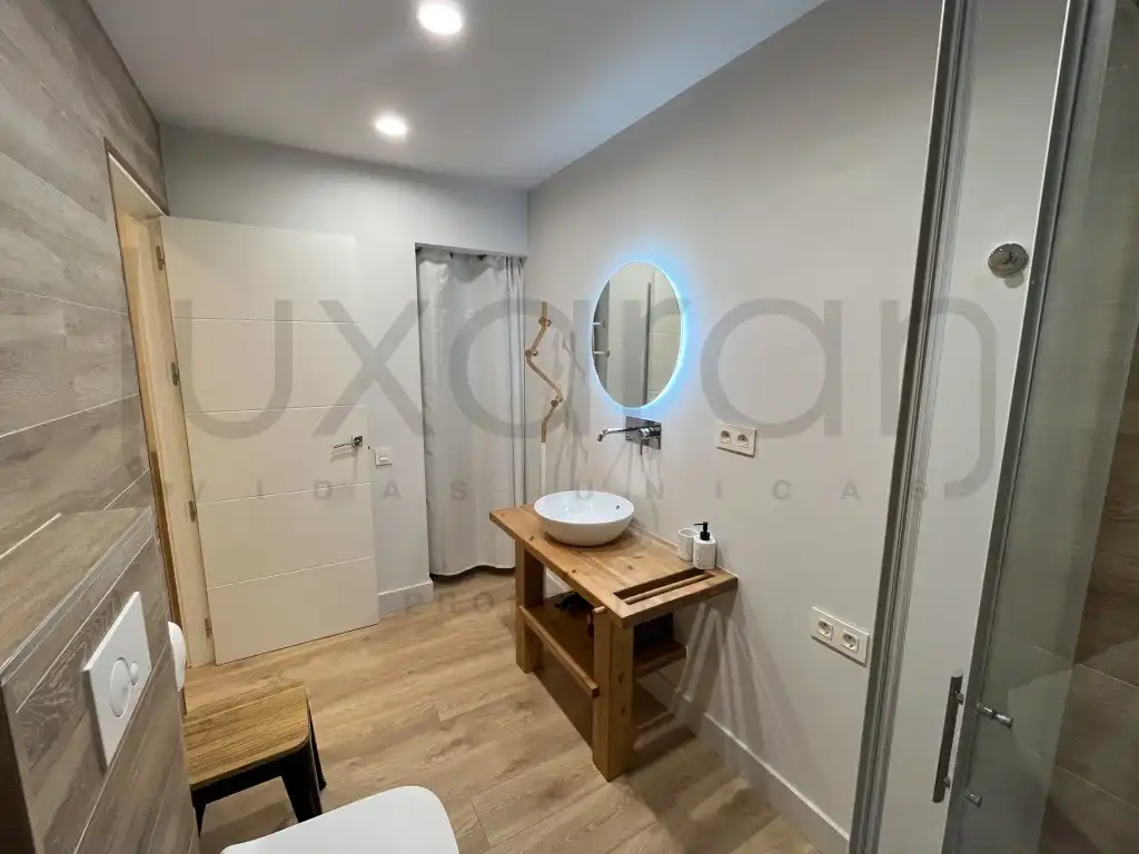 Bany de Apartament en venda en Naut Aran