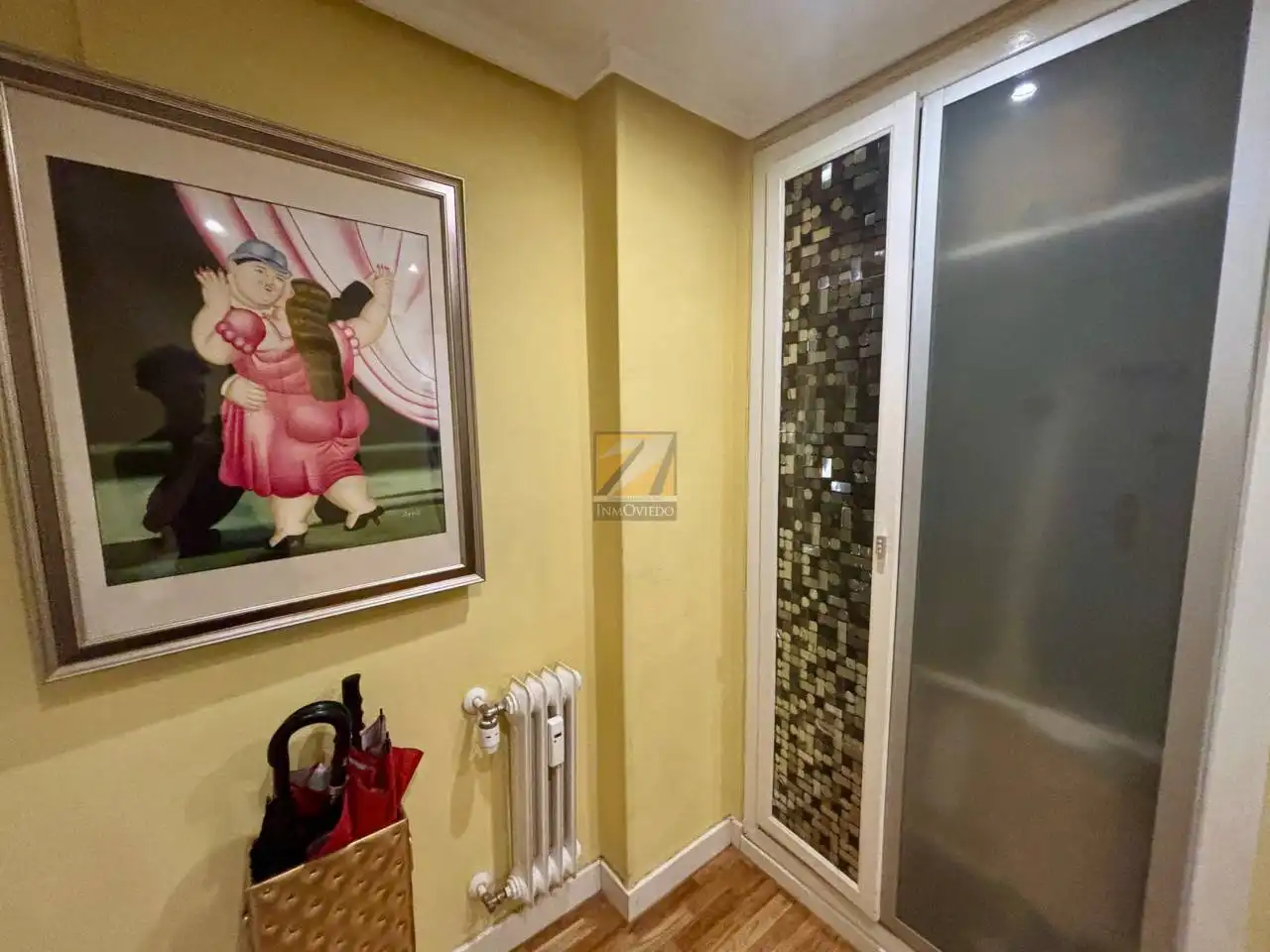 Piso en venta en Oviedo  con Calefacción, Parquet y Terraza