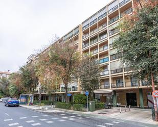 Vista exterior de Pis en venda en  Sevilla Capital amb Aire condicionat i Terrassa