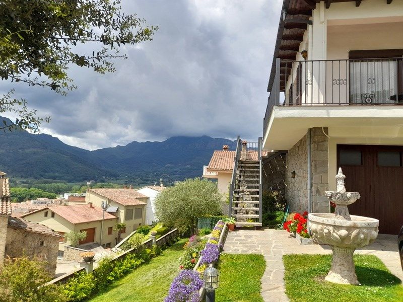 Exterior view of House or chalet for sale in La Vall d'en Bas  with Heating and Storage room