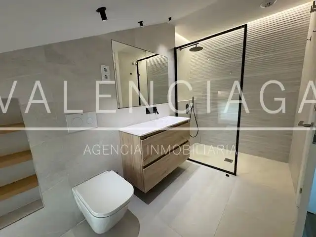 Bathroom of Detached homes for rent in Donostia - San Sebastián   with Heating, Terrace and Swimming Pool