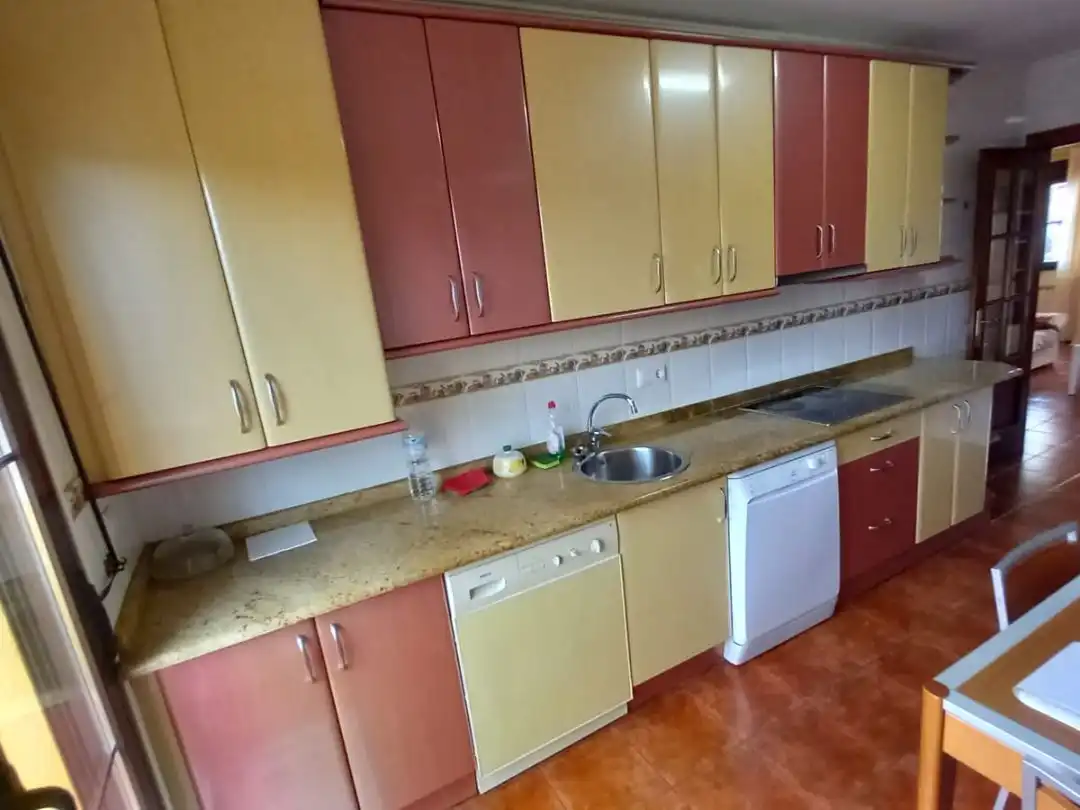 Cuina de Dúplex en venda en Piélagos amb Terrassa i Balcó