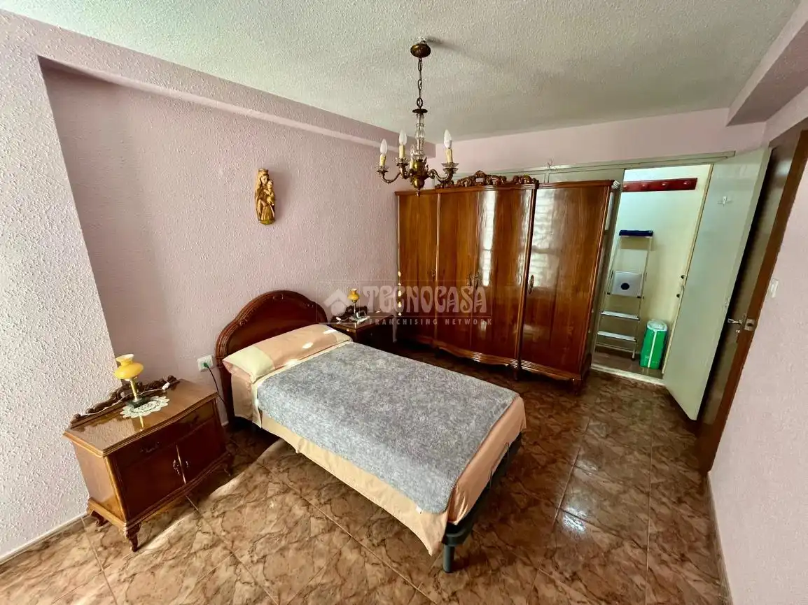 Bedroom of Flat for sale in Valencia  with Air Conditioner