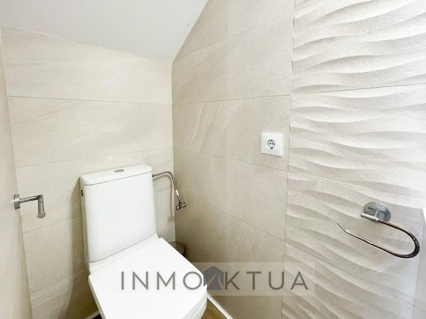 Bathroom of Detached homes for sale in Jerez de la Frontera  with Air Conditioner, Private garden and Terrace