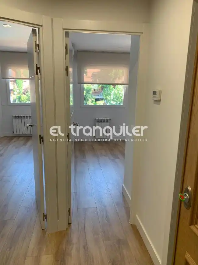 Appartamento con piscina in affitto a Calle Tejar, imagen 3