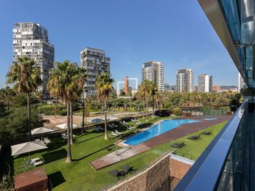 Appartamento con piscina in vendita a Sant Martí