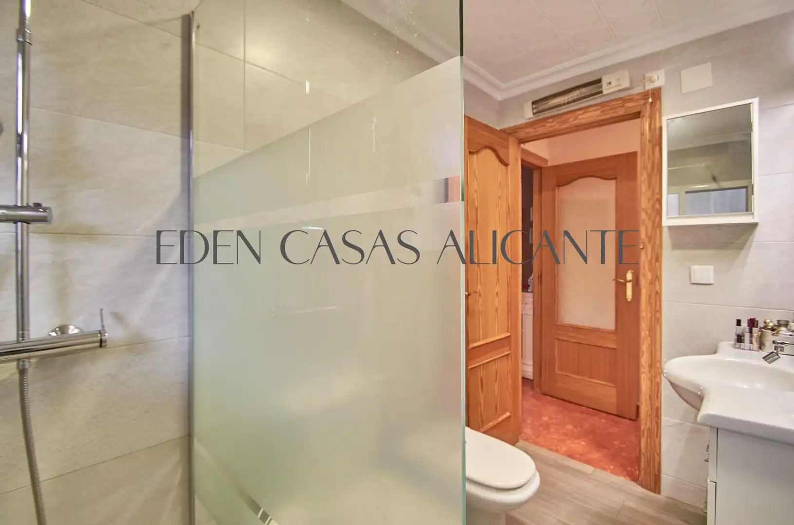 Baño de Casa o chalet en venta en Mutxamel con Aire acondicionado, Jardín privado y Terraza