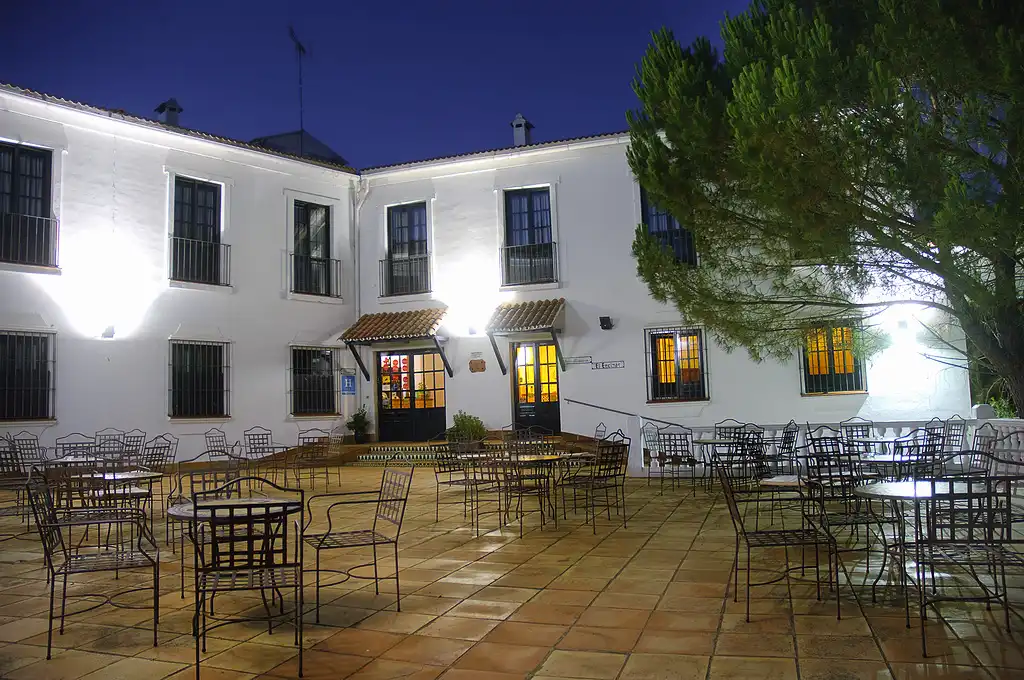 Hotel for sale in Galaroza, imagen 3
