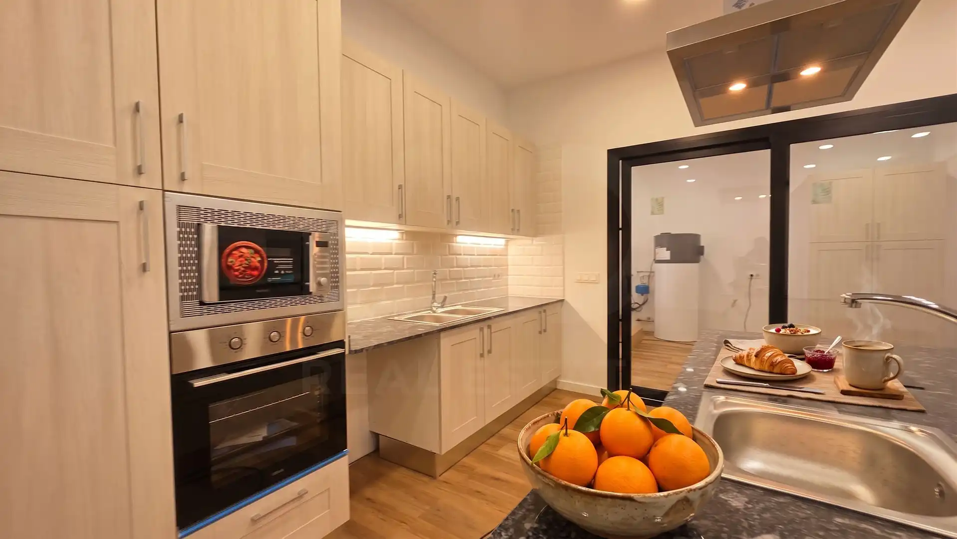 Kitchen of Flat for sale in Girona  with Air Conditioner, Heating and Terrace