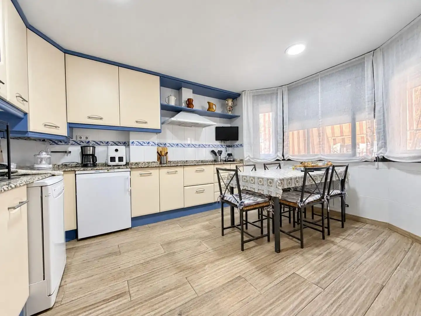 Kitchen of Detached homes for sale in Seseña  with Air Conditioner, Heating and Private garden