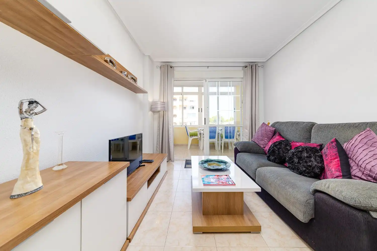 Apartment mit Pool zum Verkauf in Avenida Robleda 93