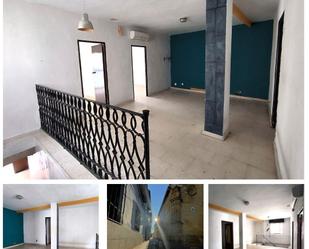 Exterior view of House or chalet for sale in  Córdoba Capital  with Heating, Terrace and Storage room