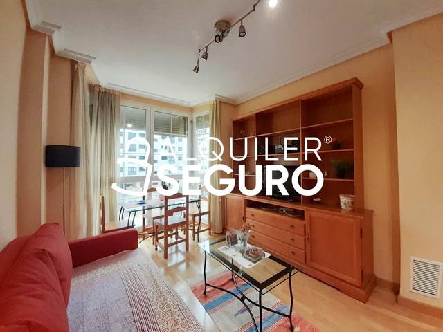 Piso en Alquiler en Cerro Milano en Ensanche de Vallecas - La Gavia