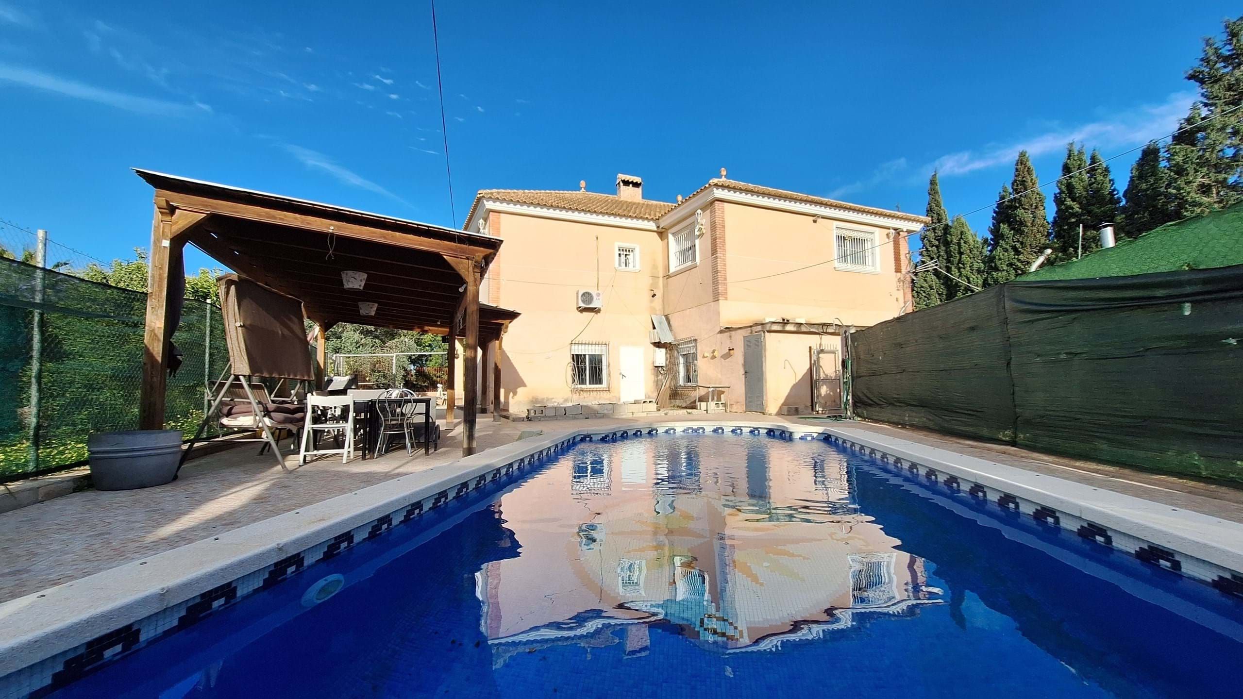 Vista exterior de Casa o xalet en venda en  Murcia Capital amb Terrassa, Balcó i Jacuzzi