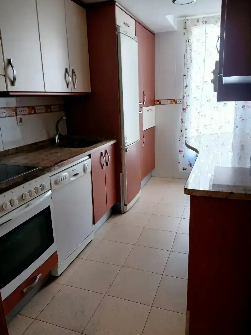 Cuina de Pis en venda en María de Huerva amb Forn, Rentadora i Microones