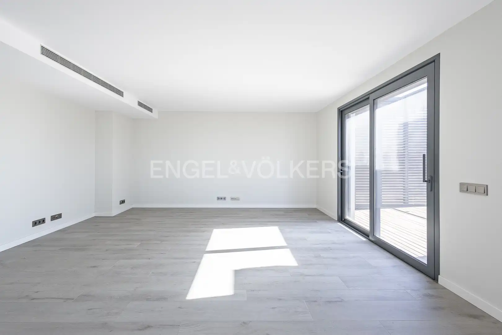 Sala d'estar de Àtic en venda en Esplugues de Llobregat amb Aire condicionat, Calefacció i Terrassa