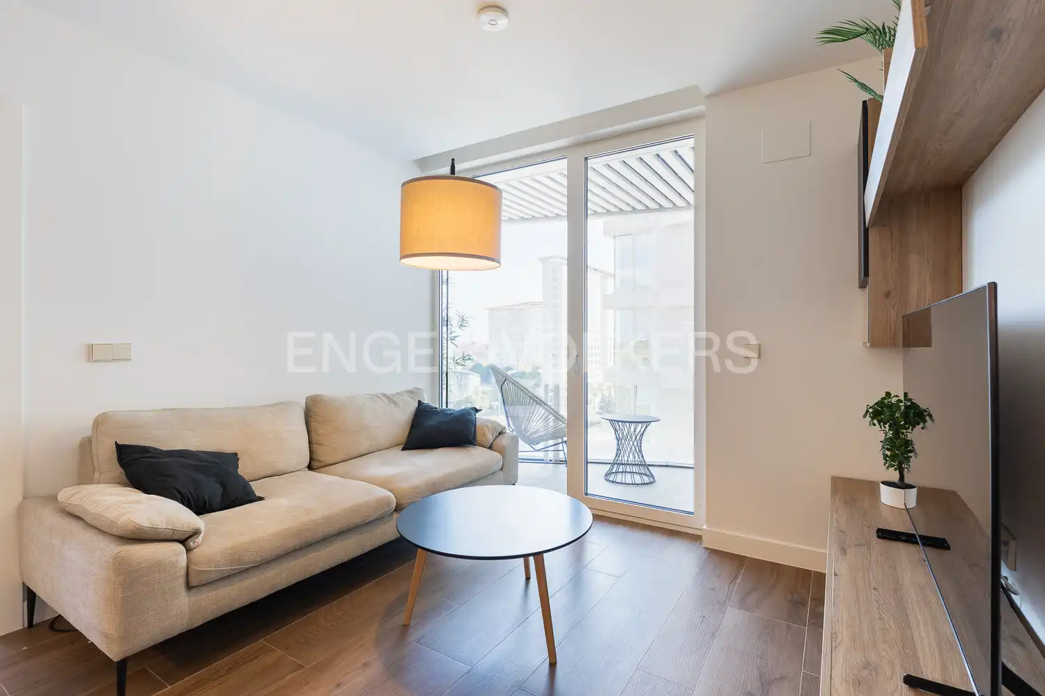 Wohnung zur Miete in Avinguda de les Corts Valencianes, Sant Pau