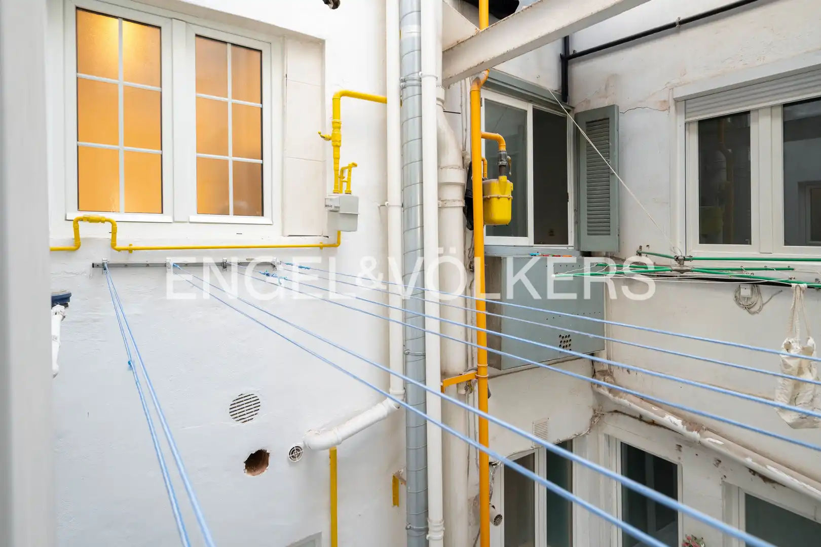 Exterior view of Flat for sale in Donostia - San Sebastián   with Heating and Storage room