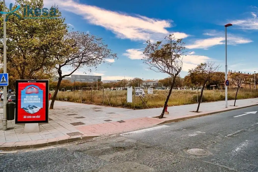 Residencial en venta en Nuevo Parque - Los Rosales - Tráfico Pesado
