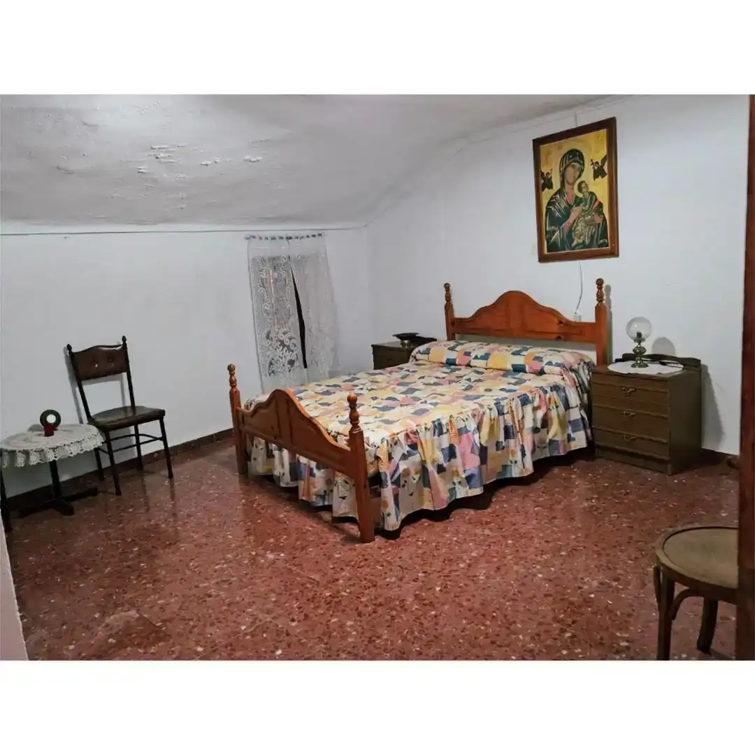 Dormitori de Casa adosada en venda en Benadalid amb Traster, Moblat i Rentadora