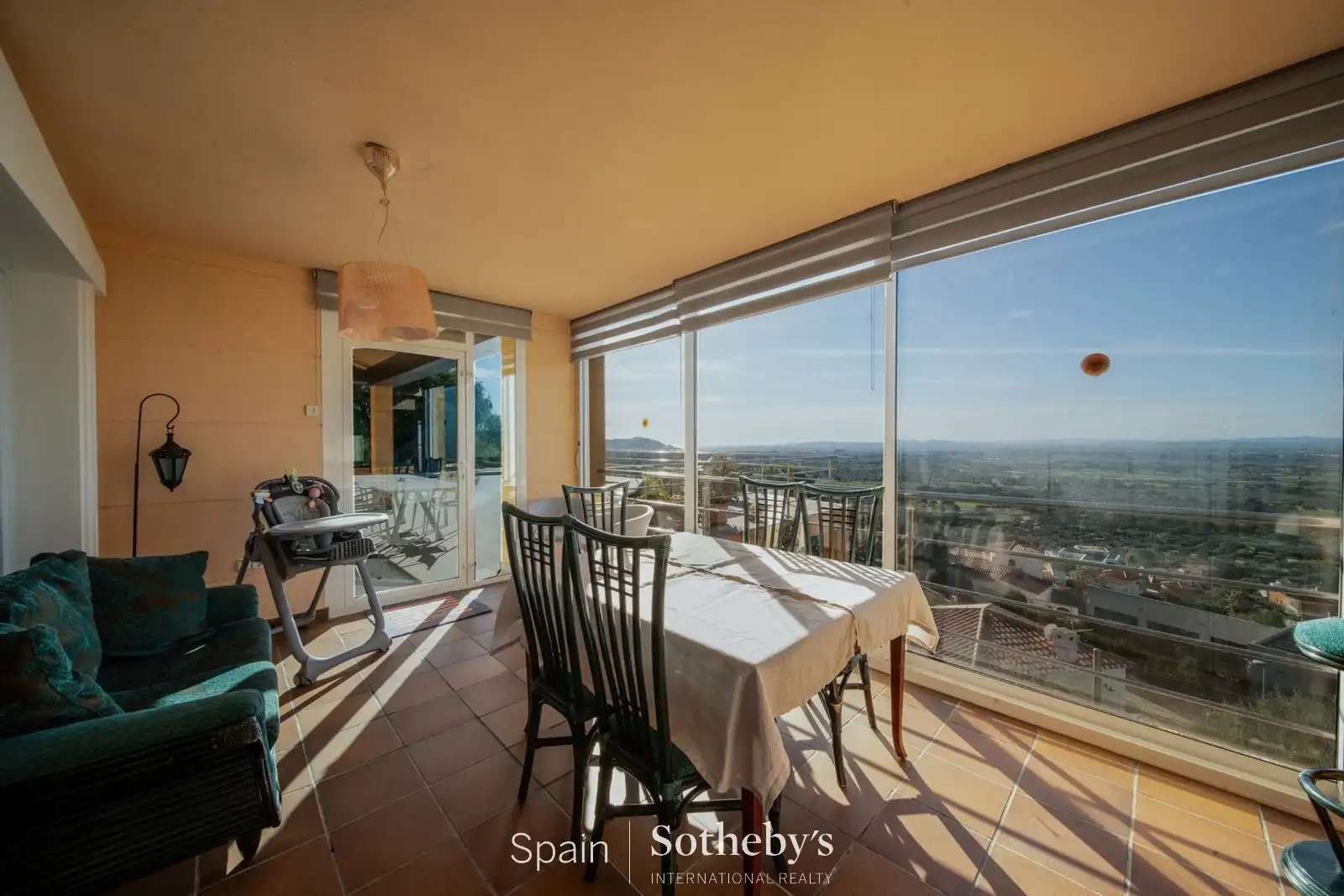 House with pool for sale in Carrer Anglaterra, imagen 23