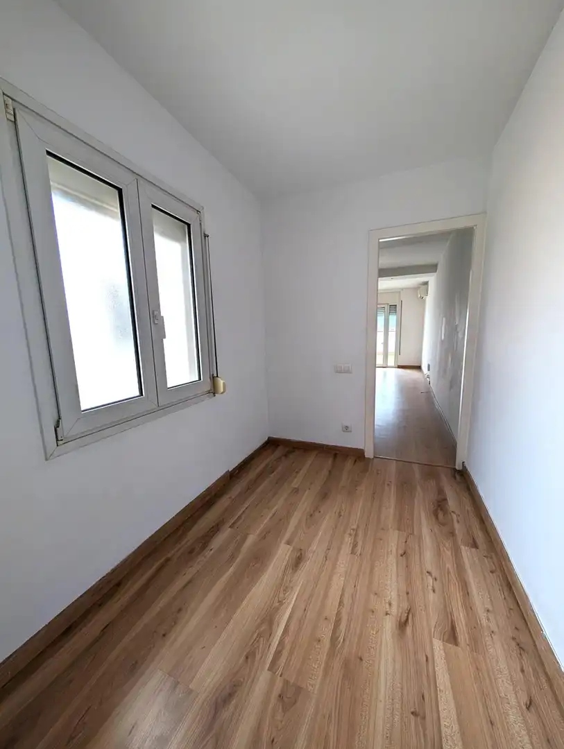 Habitación de Dúplex en venta en Sant Vicenç Dels Horts con Aire acondicionado, Calefacción y Terraza