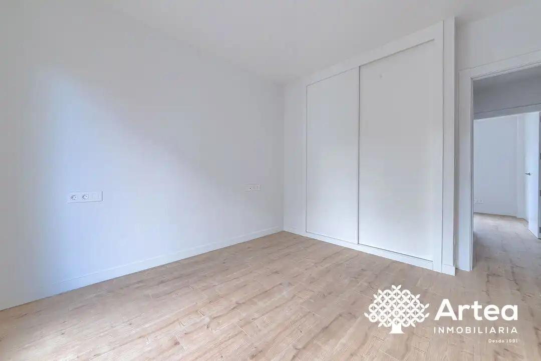 Detached house with terrace for sale in Julian Garaizar Kalea, imagen 43