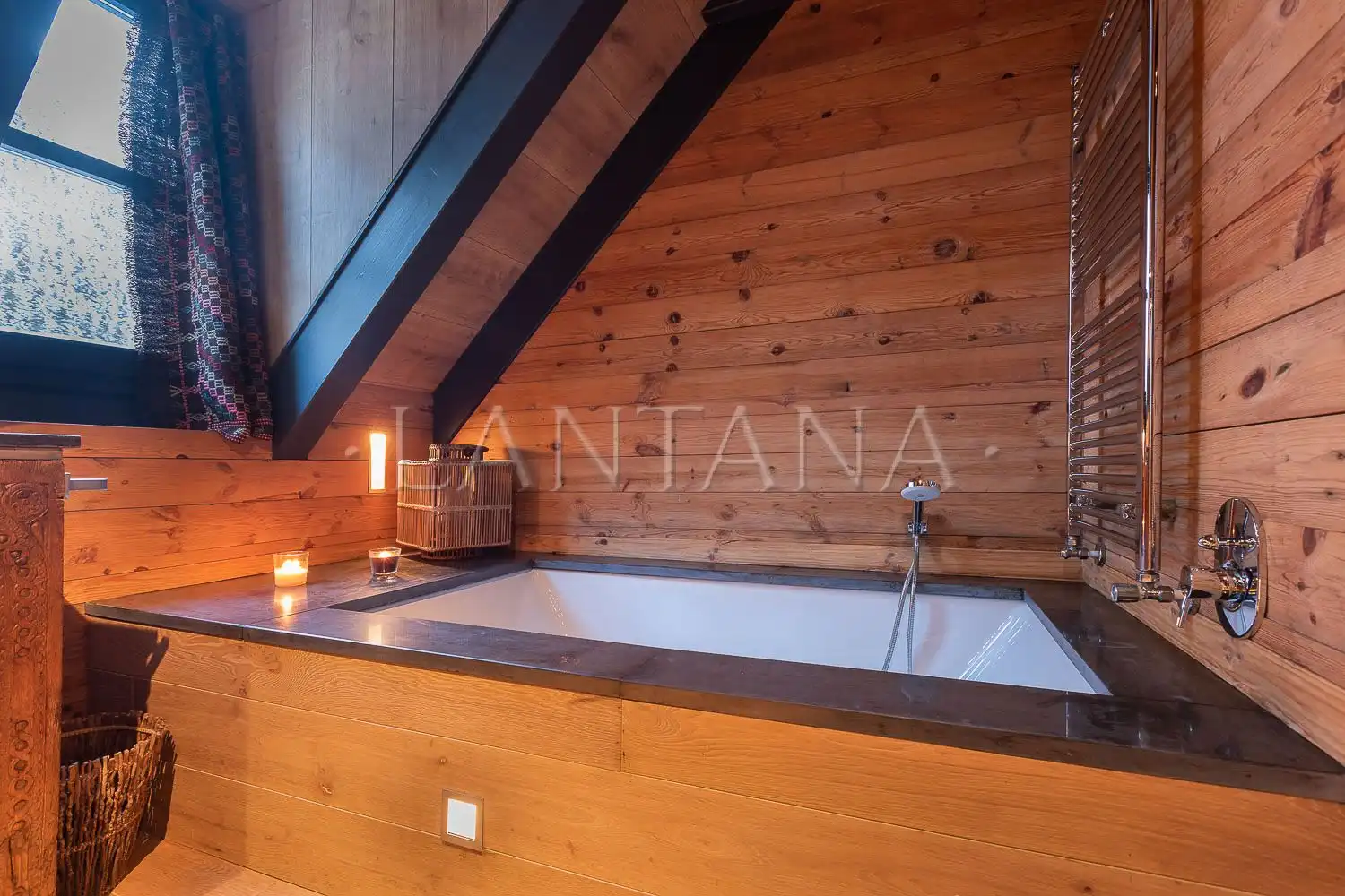 Baño de Casa adosada en venta en Naut Aran con Calefacción, Parquet y Trastero