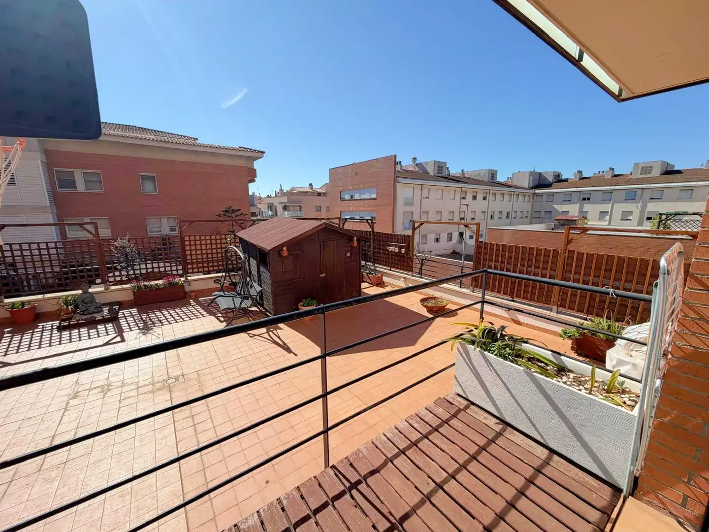 Terrasse von Wohnung zum Verkauf in Sant Feliu de Llobregat mit Klimaanlage, Heizung und Parkett