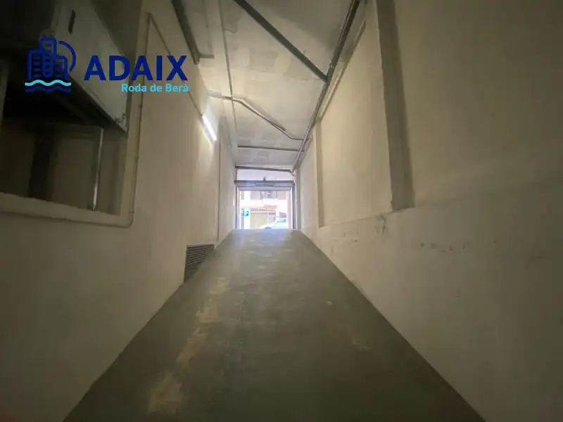 Aparcamiento en venta en Roda de Berà, imagen 3