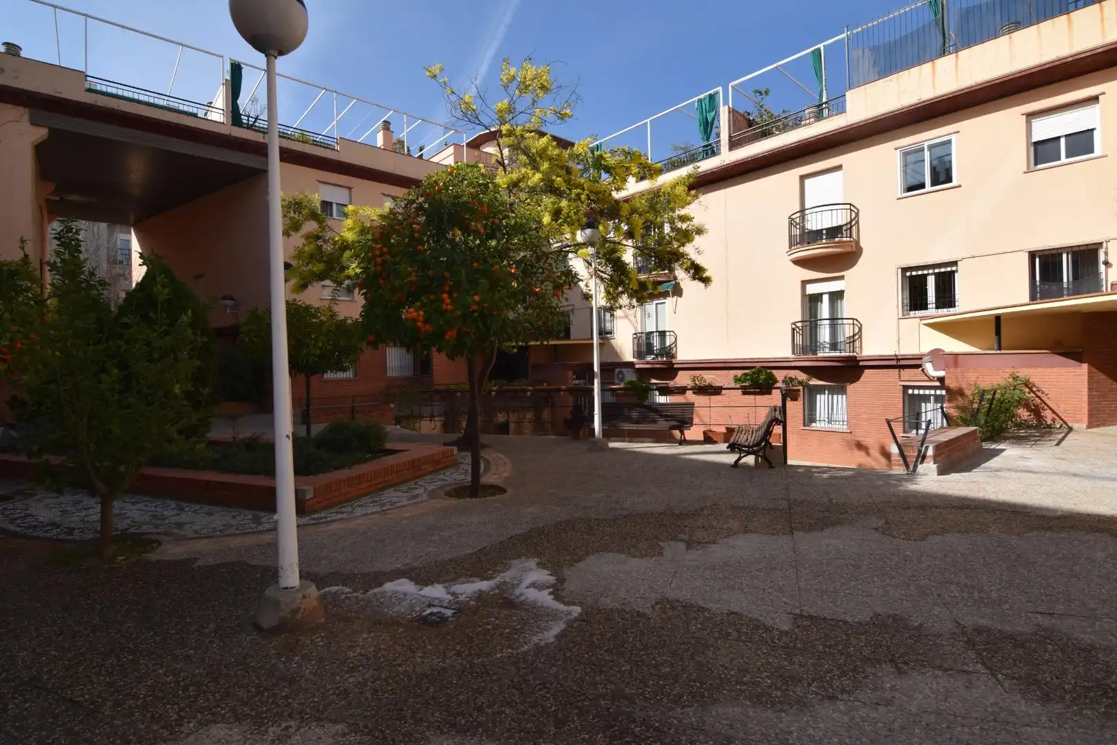 Außenansicht von Garage zur Miete in Granada
