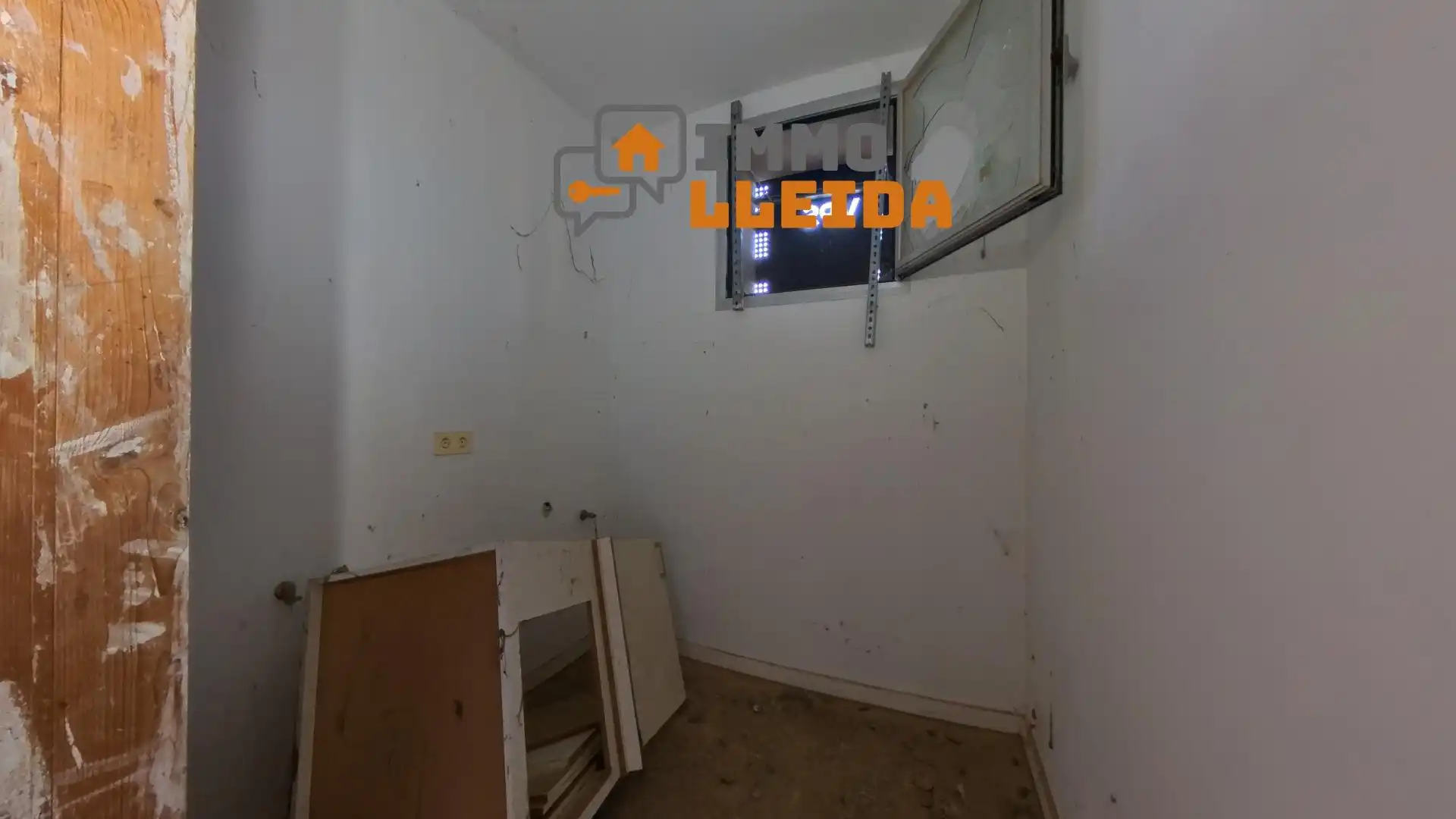 Casa adosada en venta en Linyola con Terraza