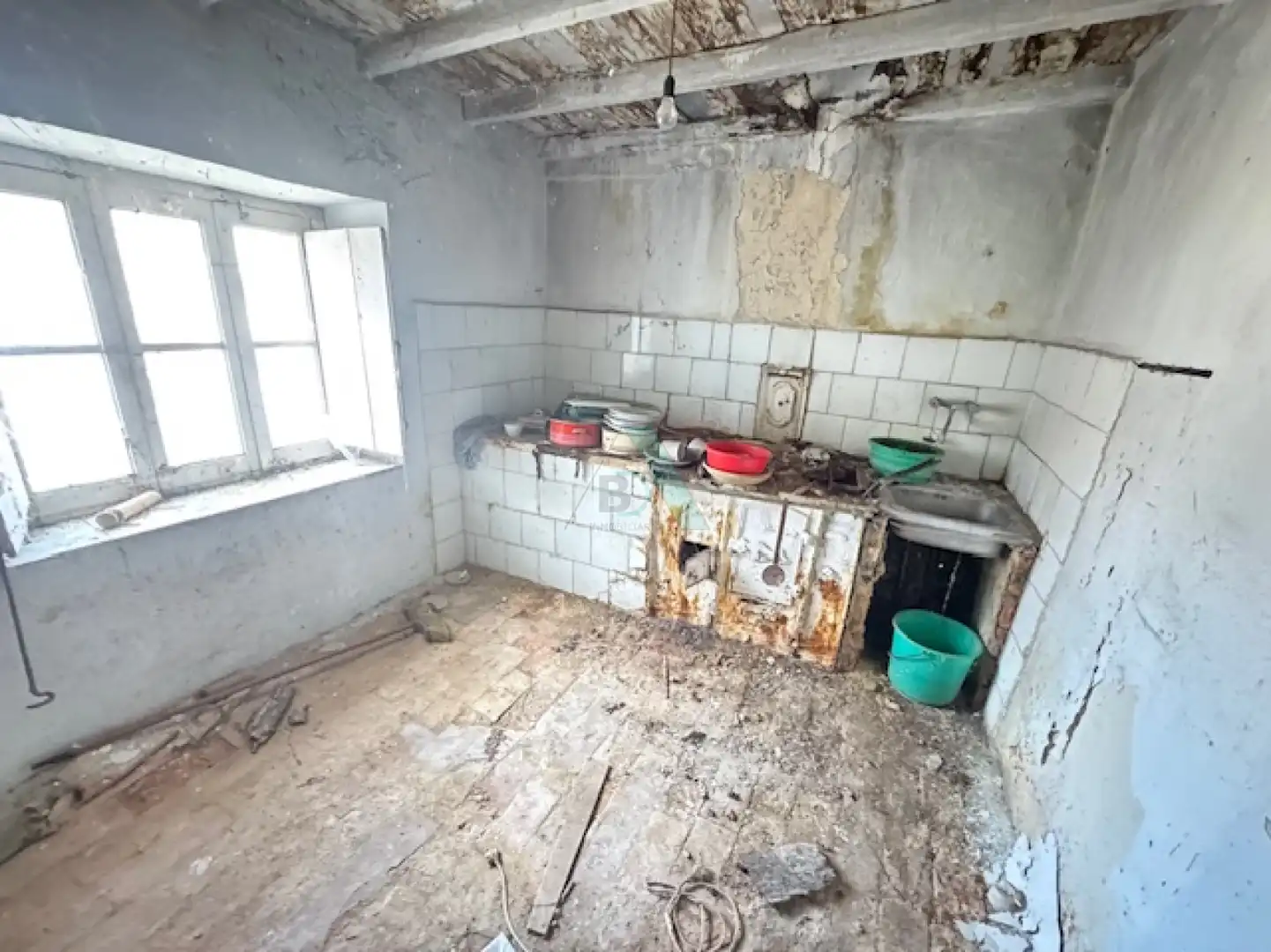 Cuina de Casa o xalet en venda en Llanes amb Jardí privat