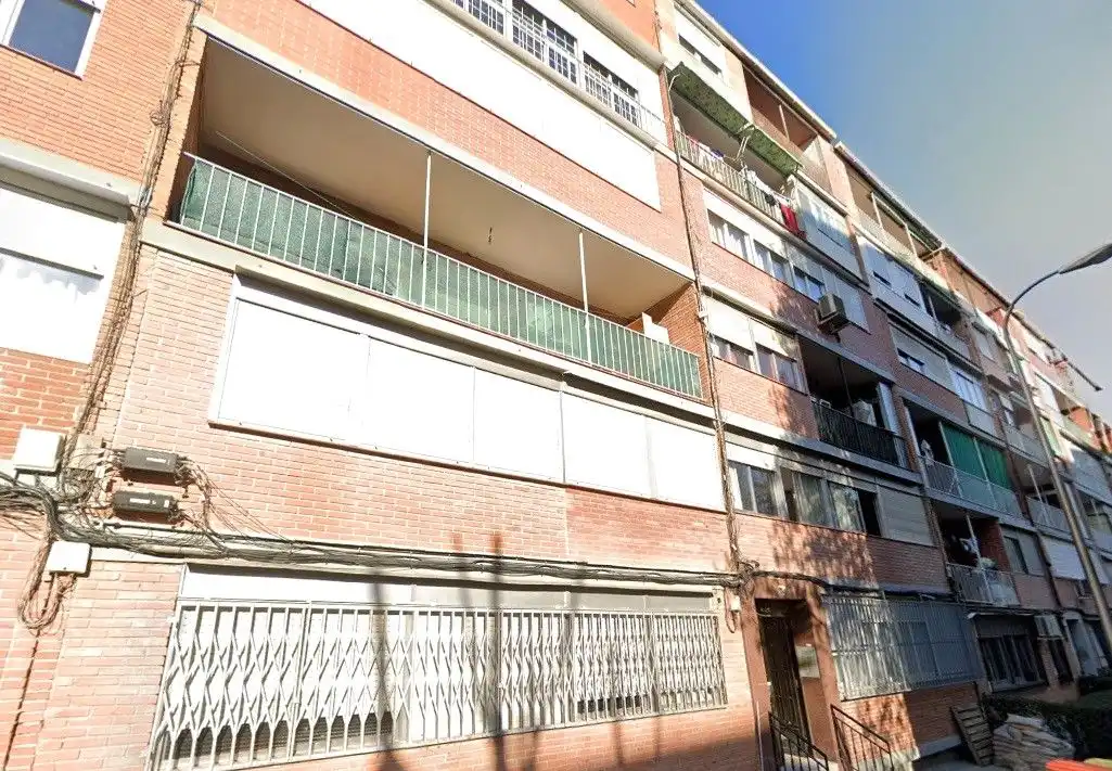 Vista exterior de Apartamento en venta en Madrid