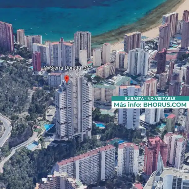 Vista exterior de Pis en venda en Benidorm amb Jardí privat i Piscina
