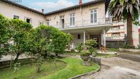 Außenansicht von Country house zum verkauf in Ampuero mit Terrasse und Balkon