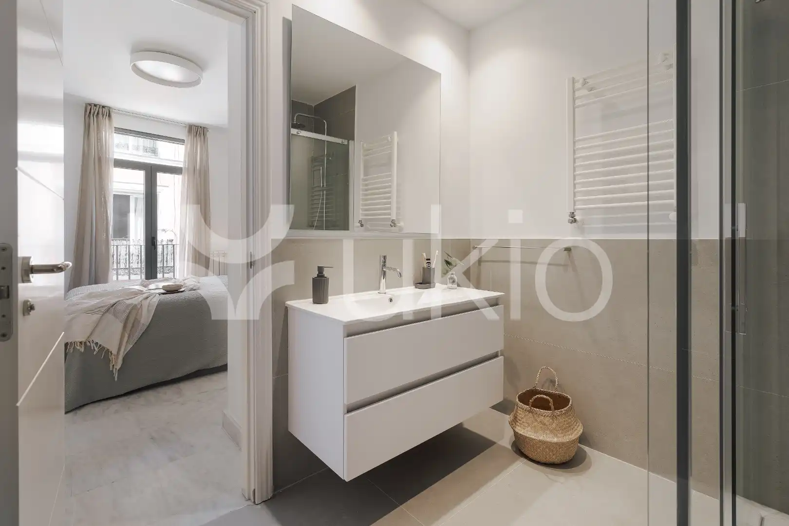 Baño de Apartamento de alquiler en Madrid con Aire acondicionado, Calefacción y Amueblado